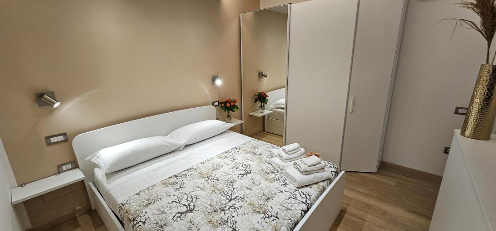 Happy Holiday Apartament Quartu Sant'Elena Eksteriør billede